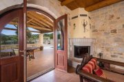 Platanos bei Kissamos Kreta, Platanos: Zwei private Steinvillen mit Gästeappartements in der Nähe des Strandes von Falasarna zu verkaufen Haus